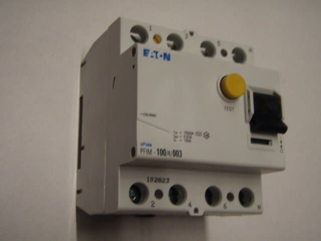 c992c4e84c945ef585c628de68250170